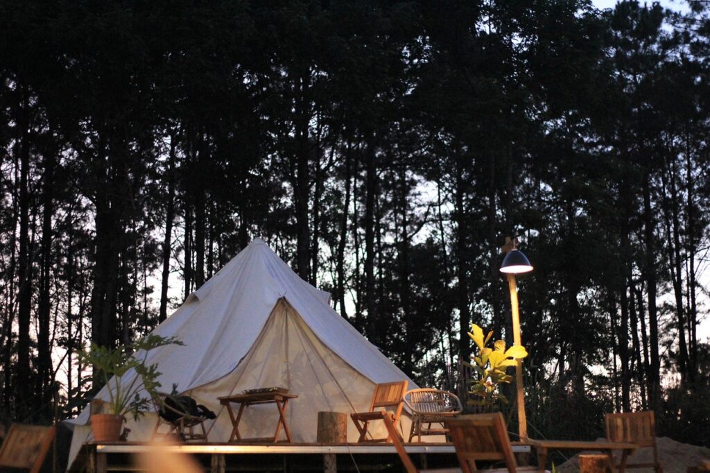 Glamping in Frankreich : die schönsten Orte, um mitten in der Natur zu schlafen